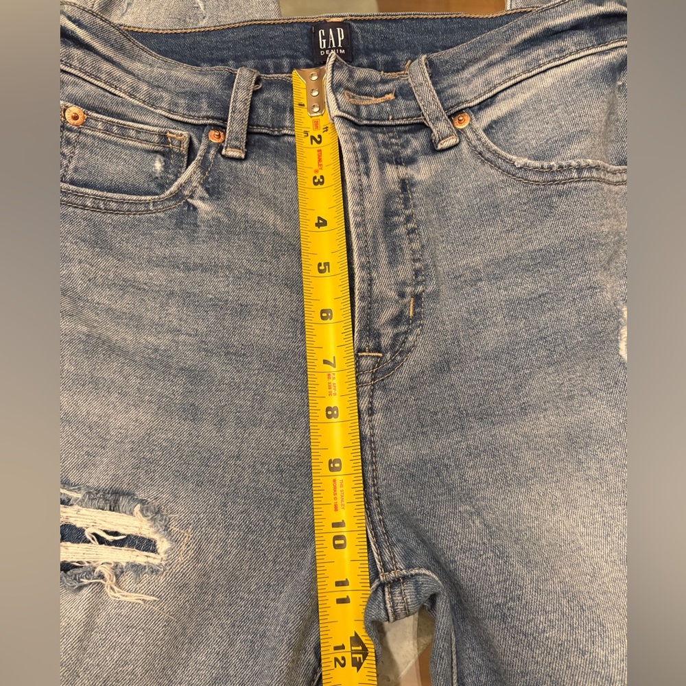 GAP Women's Light Blue Ripped Jeans - Picture 6 of 9